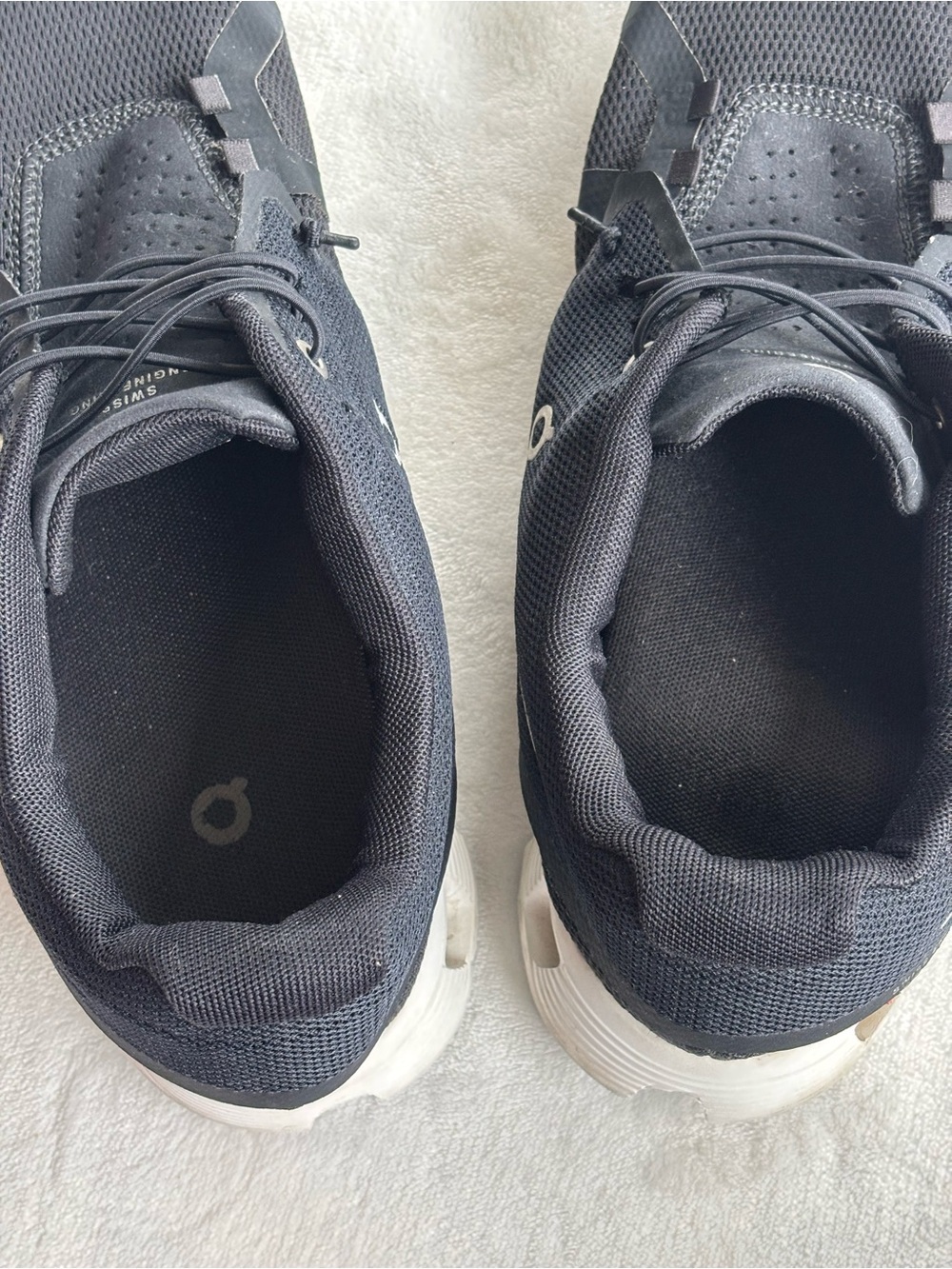 On Cloud 5 Unisex Running Athletics Shoes Sneakers Black White Size 11 - Picture 7 of 10